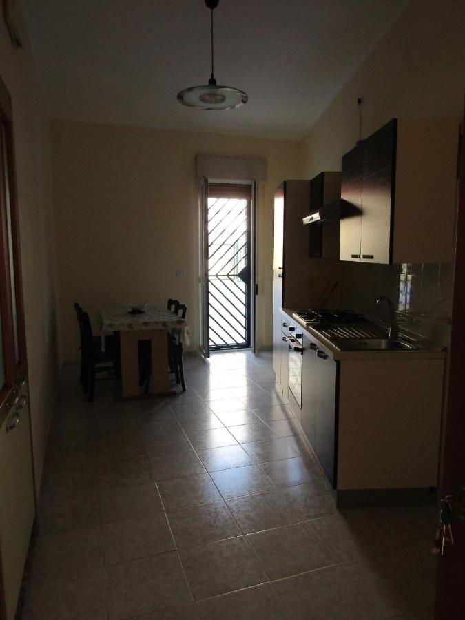 Lucia'S Apartaments Барі Екстер'єр фото